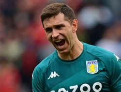 Perebutan Kiper Juara Dunia! Setan Merah Terancam!