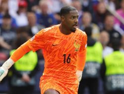 Chelsea Gagal Boyong Kiper Bintang!