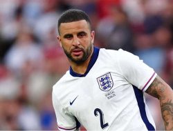 Kyle Walker: Kejutan di Turf Moor!