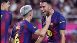 Barcelona Khawatir! Bek Andalan Cedera Jelang Musim Baru