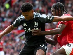 Setan Merah Incar Striker Baru? Watkins Jadi Bidikan!