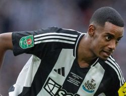 Liverpool Gagal Dapat Isak? Justru Untung Besar!