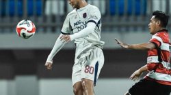 Drama Penalti! Persita Curi Poin di Kandang Madura United!