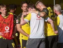 Borussia Dortmund Krisis Bek! Bundesliga Terancam!