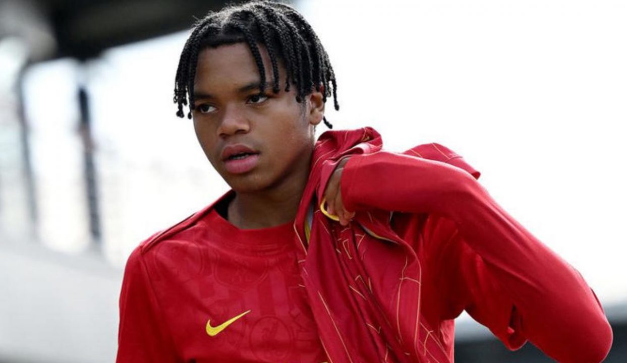 Rio Ngumoha: Meteor Muda Liverpool yang Mengguncang Anfield!