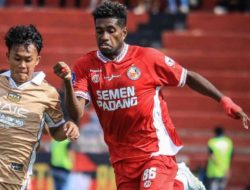 Dramatis! Semen Padang Taklukkan Dewa United di Menit-Menit Akhir!