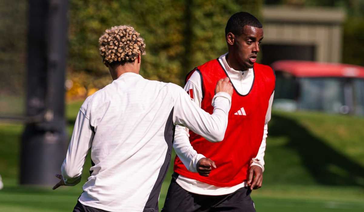 Bom Waktu di Anfield! Isak Guncang Lini Serang Liverpool?