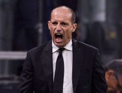 Napoli Kalah! Conte: PR Menumpuk!